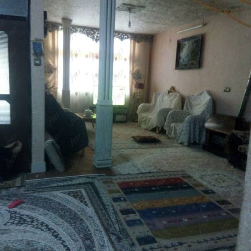خانه ویلایی باحیاط بزرگ
