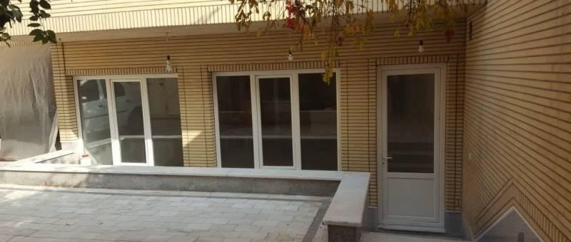 منزل ویلایی در بنیاد (بلوار کریمی) قم