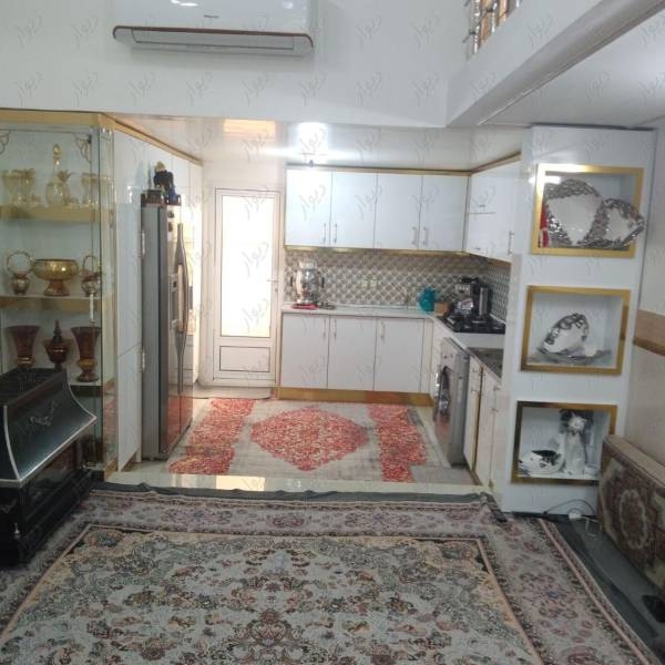                                             منزل ویلایی خونه آپارتمان
                                                                                منزل ویلایی
                                        در زنبیل‌آباد (شهید صدوقی) قم