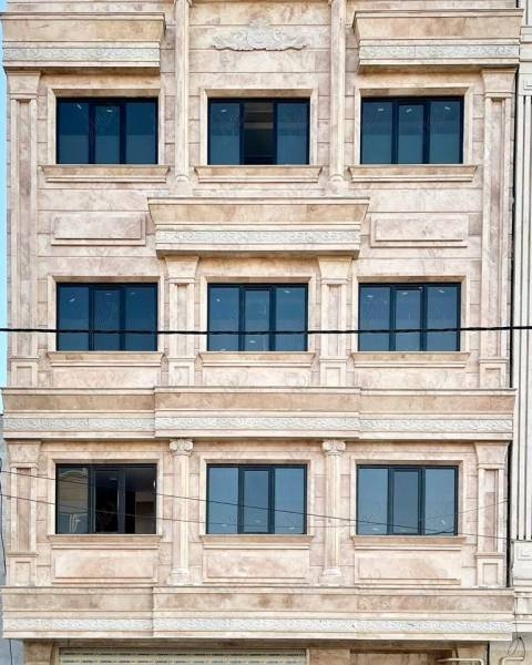                                             واحد ۱۹۶ متر کلید نخورده شهرک سازان
                                                                                آپارتمان
                                        در پردیسان قم