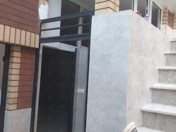                                             واحد اپارتمان همکف نوساز کلیدنخورده  یک خوابه
                                                                                آپارتمان
                                        در آذر قم