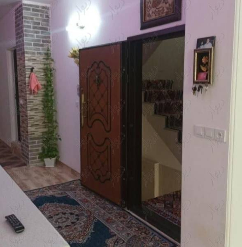 ویلایی جنوبی دوطبقه نوساز