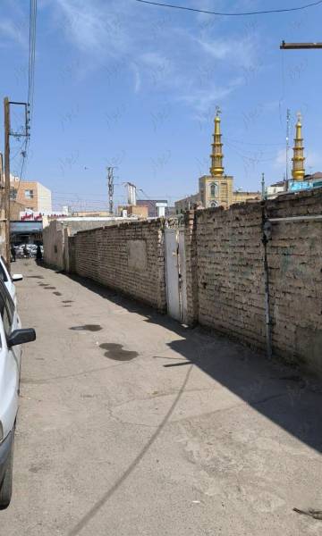 ۲۶۰متر زمین